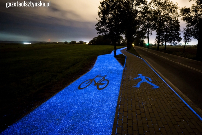 Na terenie Mazur wybudowano ścieżkę rowerową świecąca po zmroku